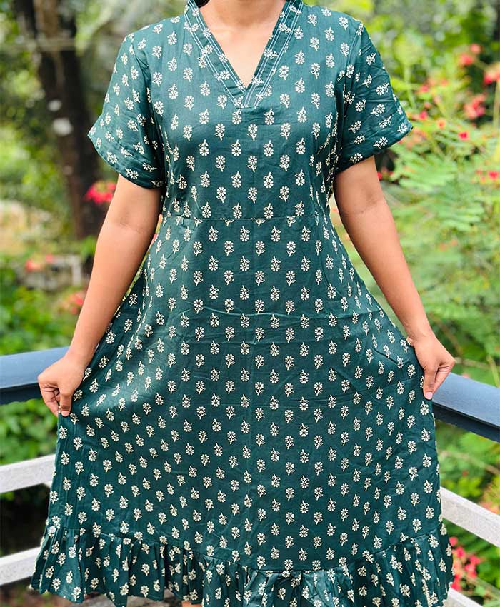 GREEN FLORAL FEEDING COLLAR NECK FROCK